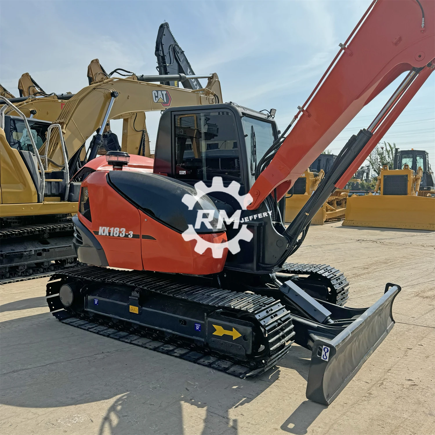 Дешевый Подержанный мини-экскаватор kubota kx183 Бесплатная доставка низкая цена подержанный экскаватор kx155 kx165 kx185 в Шанхае