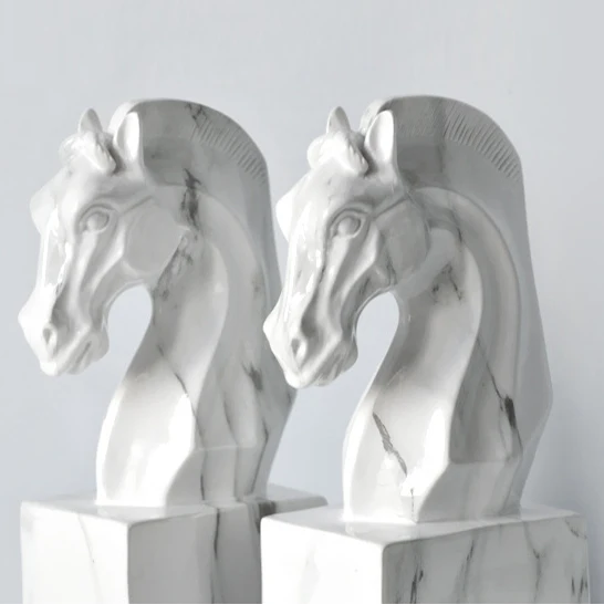 Nordic creative bookend ornaments home decoration study office decoration resin crafts horse head bookend