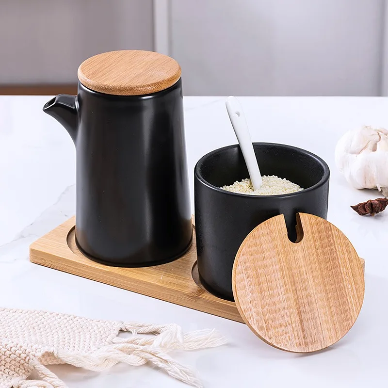 MSH Laser Engraved Logo Nordic Minimalist Style Porcelain Oil Pot With Lid