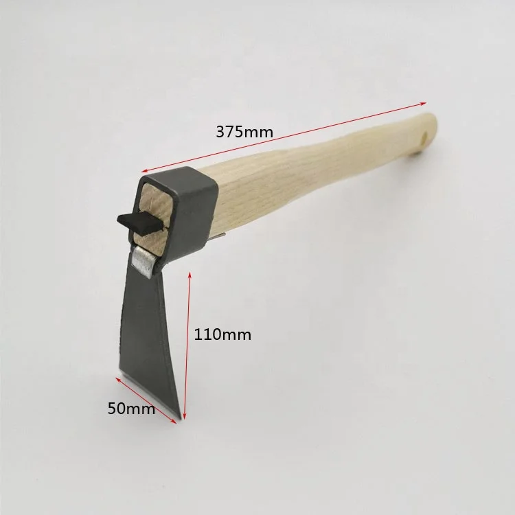 high quality Carbon steel  digging hoe with  wooden handle for children