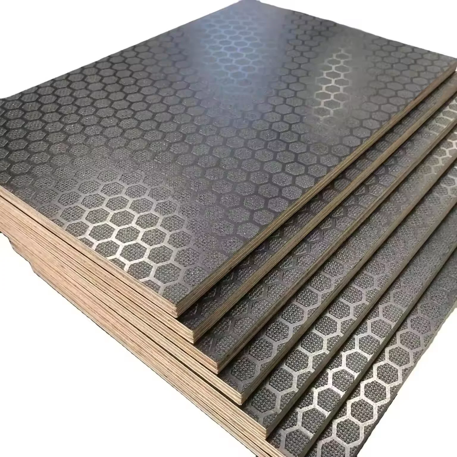Wire Mesh Brown Film Faced Plywood Anti Slip Film Faced Sheet Water Resistant Birch Plywoods