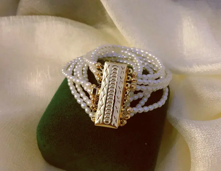 Factory selling natural Multi-row design bracelet with freshwater pearl