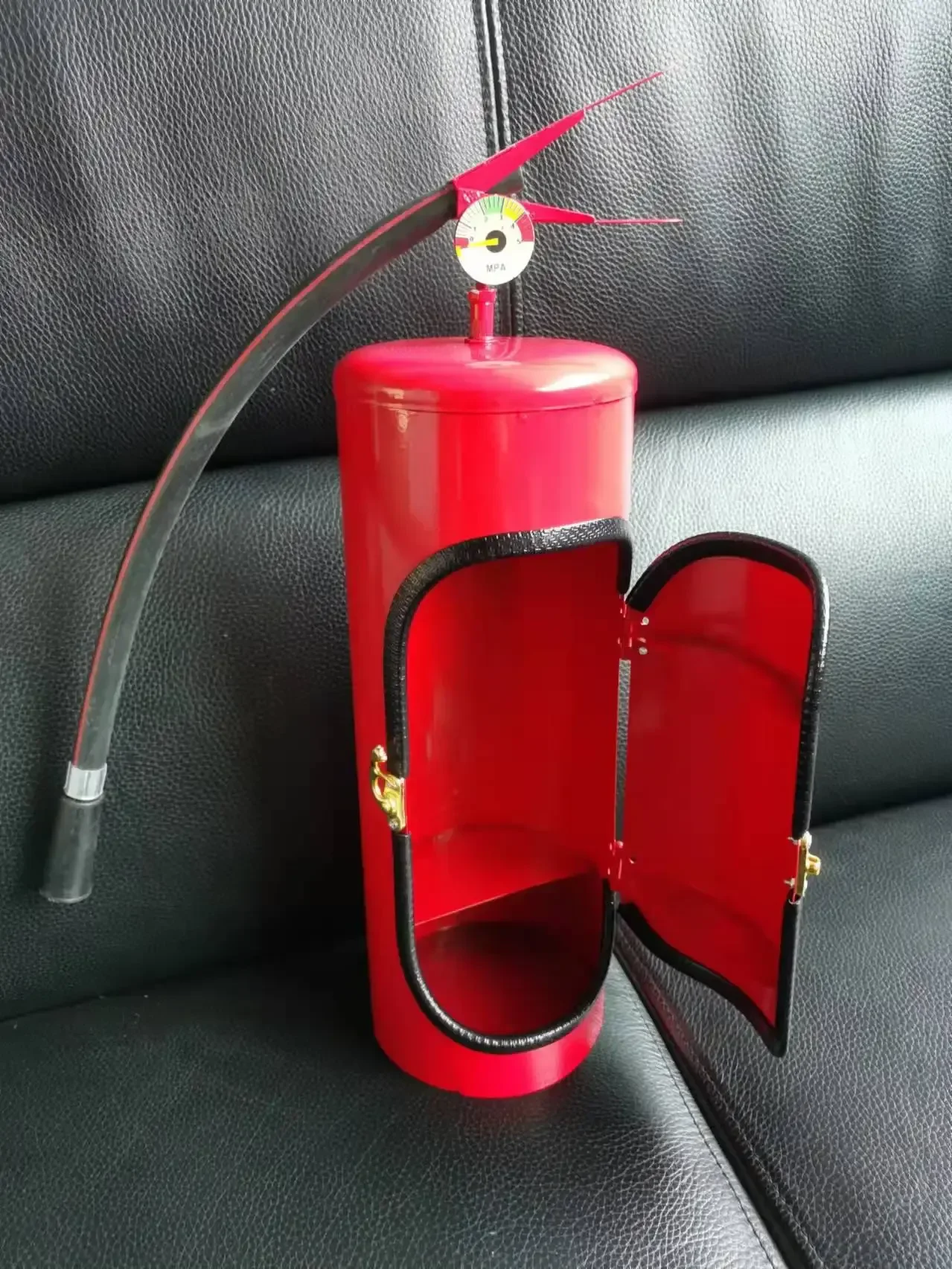 Whiskey Gift Box Set Mini Can Bar Set Outdoor Portable Fire Extinguisher Mini Bar