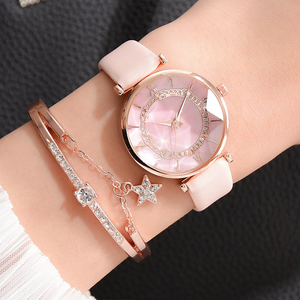 Hot-selling ladies watch set PU fashionable ladies quartz watch with Disc Roman scale