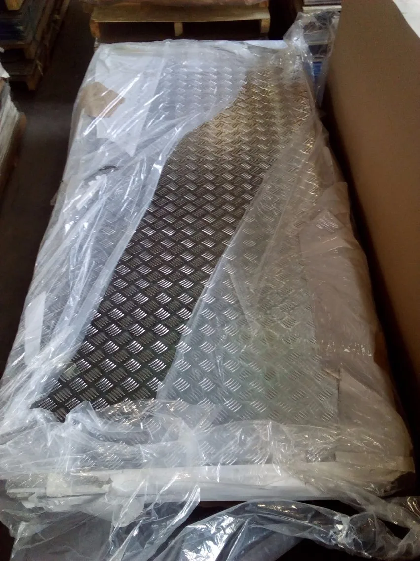 aluminum tread plate 5 bar 1050 1060 checker plate aluminum