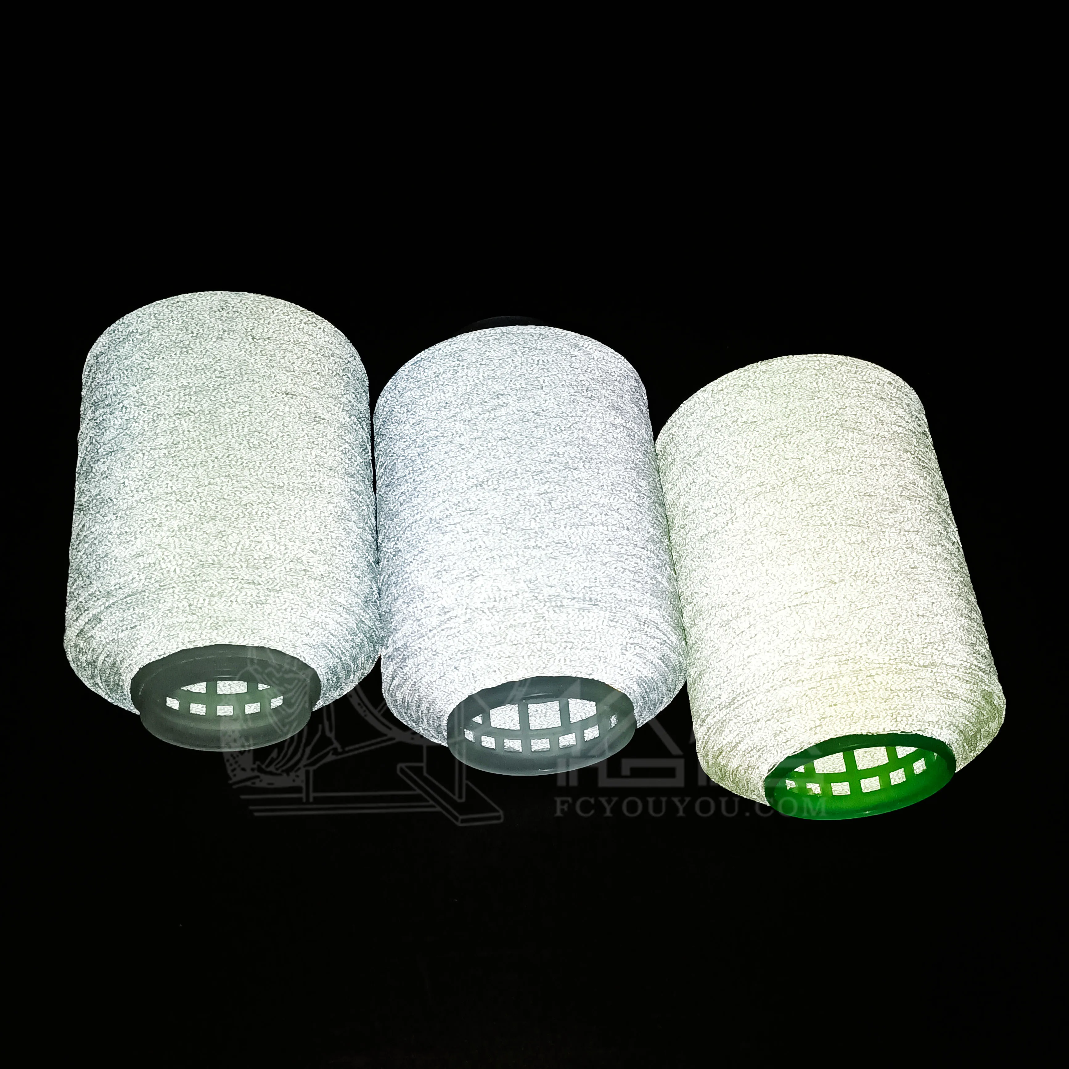 reflective knitting reflective yarn reflective yarn  weaving yarn for T-shirt Jacquard fabric Jacquard socks trade mark
