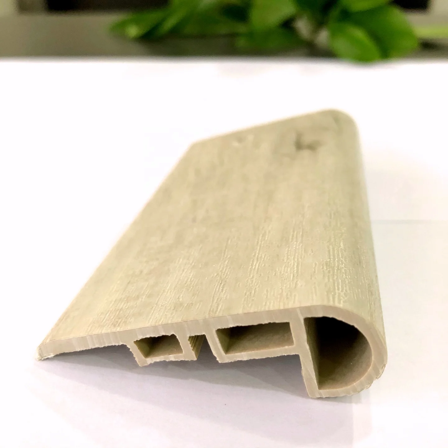 
Floor Accessories in Stock Hot Sale SPC Vinyl Flooring Accessaries,living Room PVC Film, 0.2mm 70mm Flush Stair Nose 10 PCS/BOX 