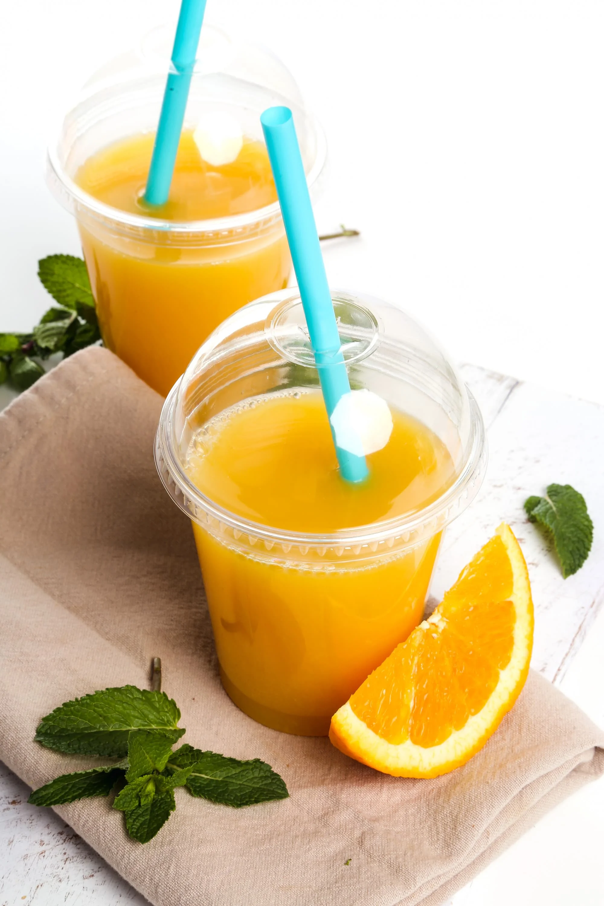 Manufacturer Direct Sales of High-quality Durable Disposable Plastic Cups Made Environmentally Friendly Material