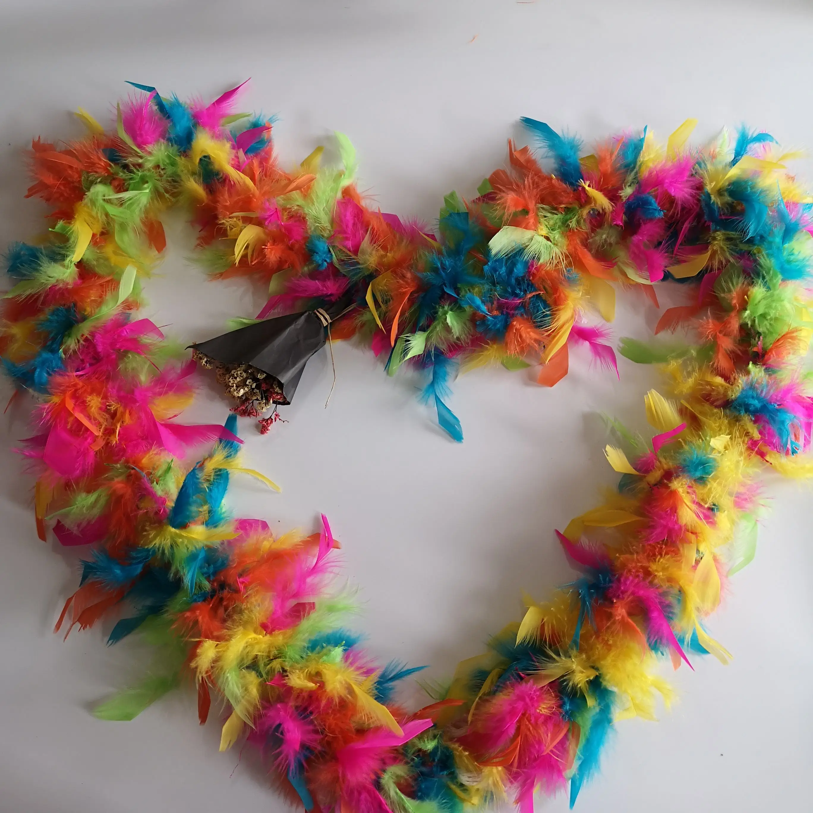Высокое качество Смешанные цвета натуральные перья радужные индейки боа для рождественской вечеринки Карнавал свадебное платье Декор шарф