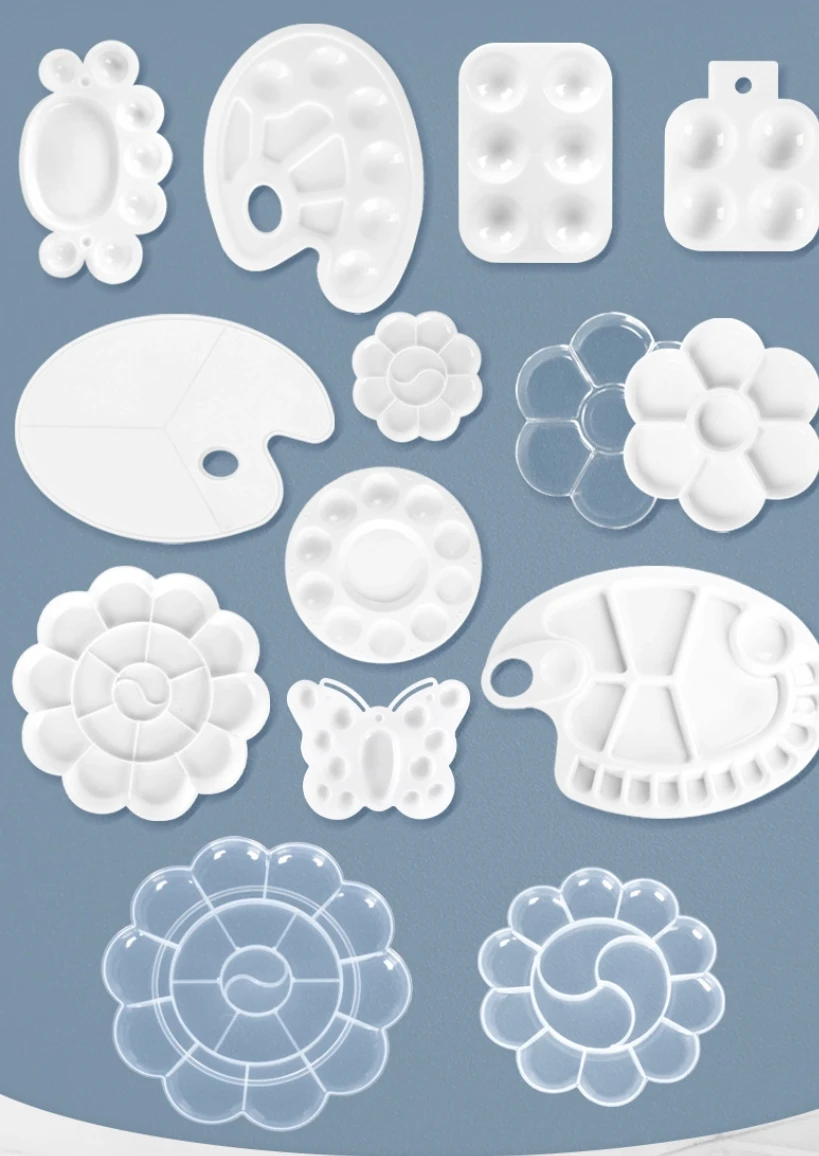 Professional Artists Plastic Plum Blossom Shaped Palette for Watercolor and Gouache Paints Art Mixing Dish with Multiple Shapes