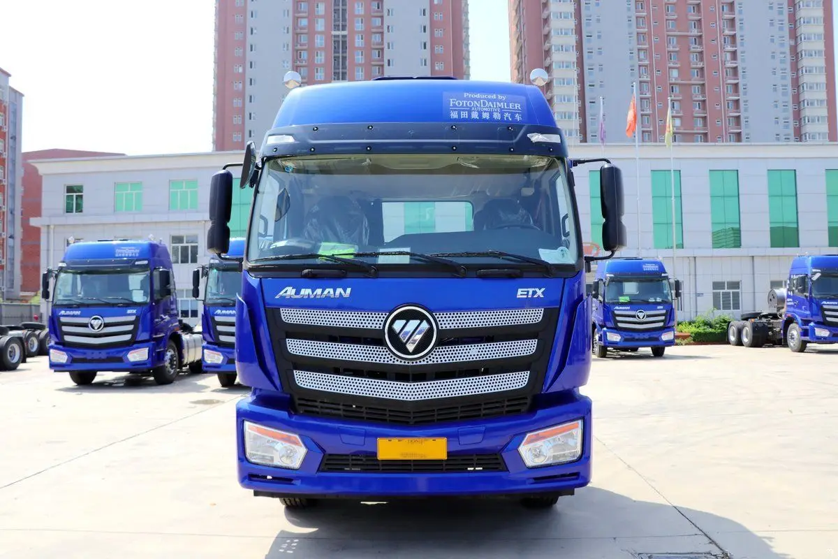 Foton ETX Factory Price Heavy Duty Comins Engine 6x4 6x2 371hp 380hp 420hp Auman Tractor Truck