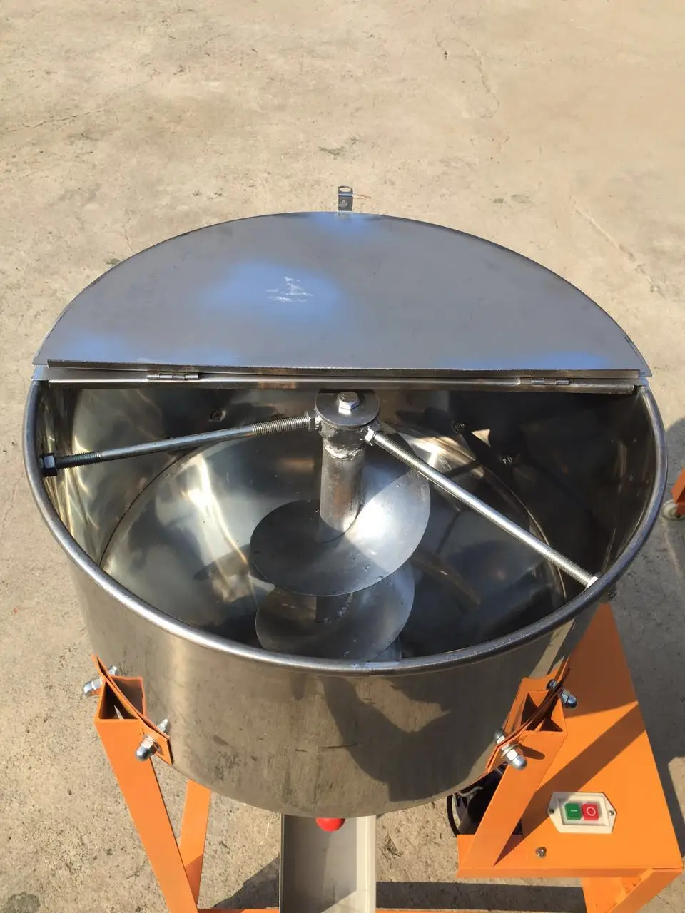Automatic seed mixer machine using for farm with cheap price Stainless steel small vertical seed dressing machine