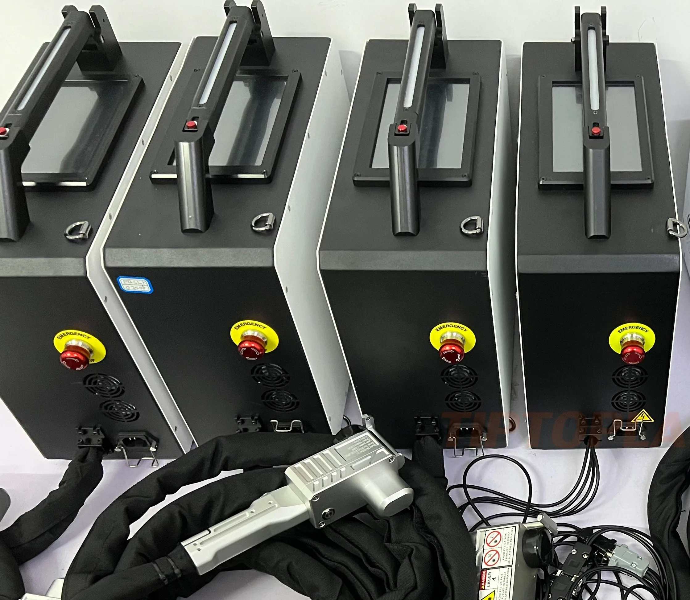 Backpack Portable rust paint graffiti removal light gun small size with low price pulse laser cleaning machine