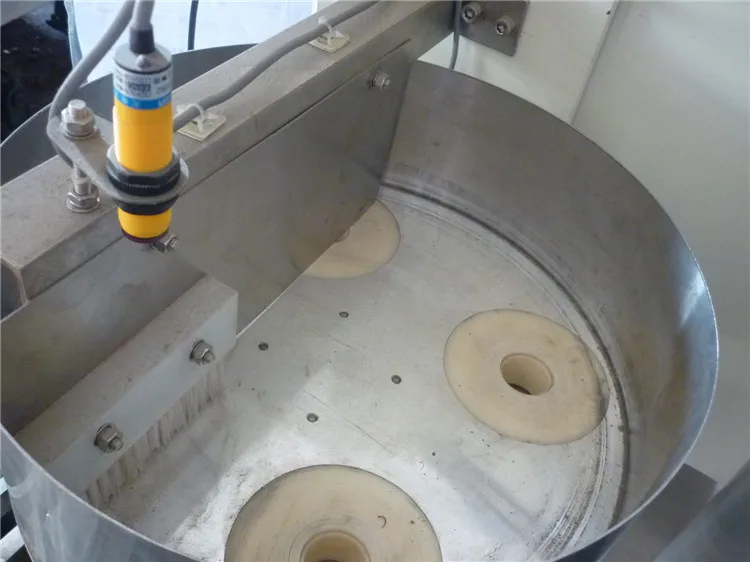 Automatic 100g 200g 500g 1kg bag rice weighing packing and beans sugar granule packaging machine