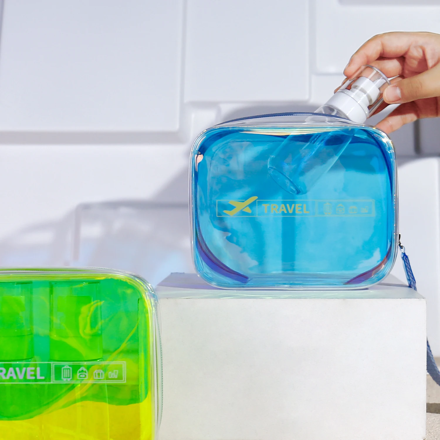 Wholesale Custom  Cosmetic Storage Pouches Organizer Transparent Bag and Portable Travel Plastic PVC Clear Makeupfor Women