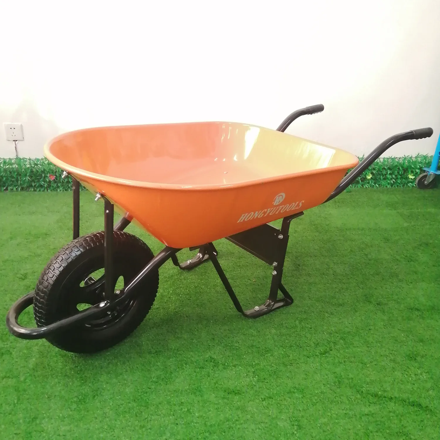 Top quality wholesale Truper Carretilla 5.5FT wheelbarrow with 250KG load