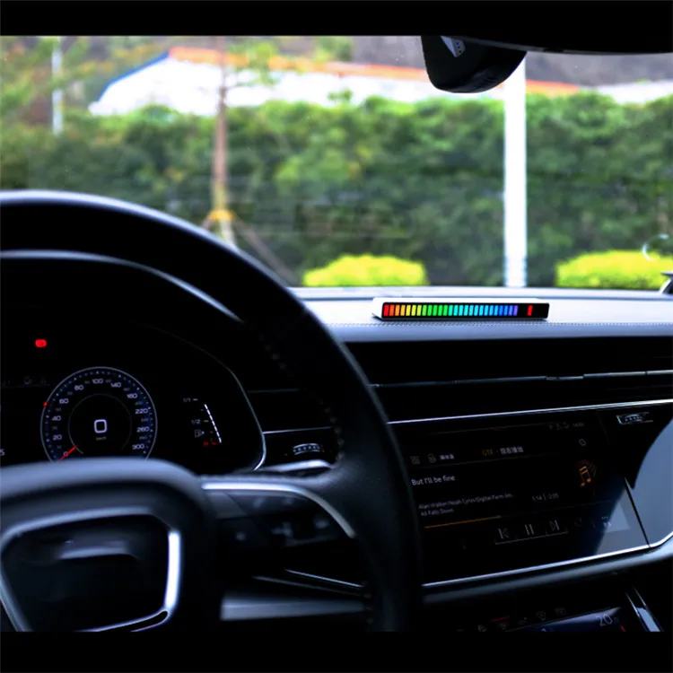 new design Modern intelligent wireless charger music lamp RGB music rhythm ambient light with 32 LED 18 Colors