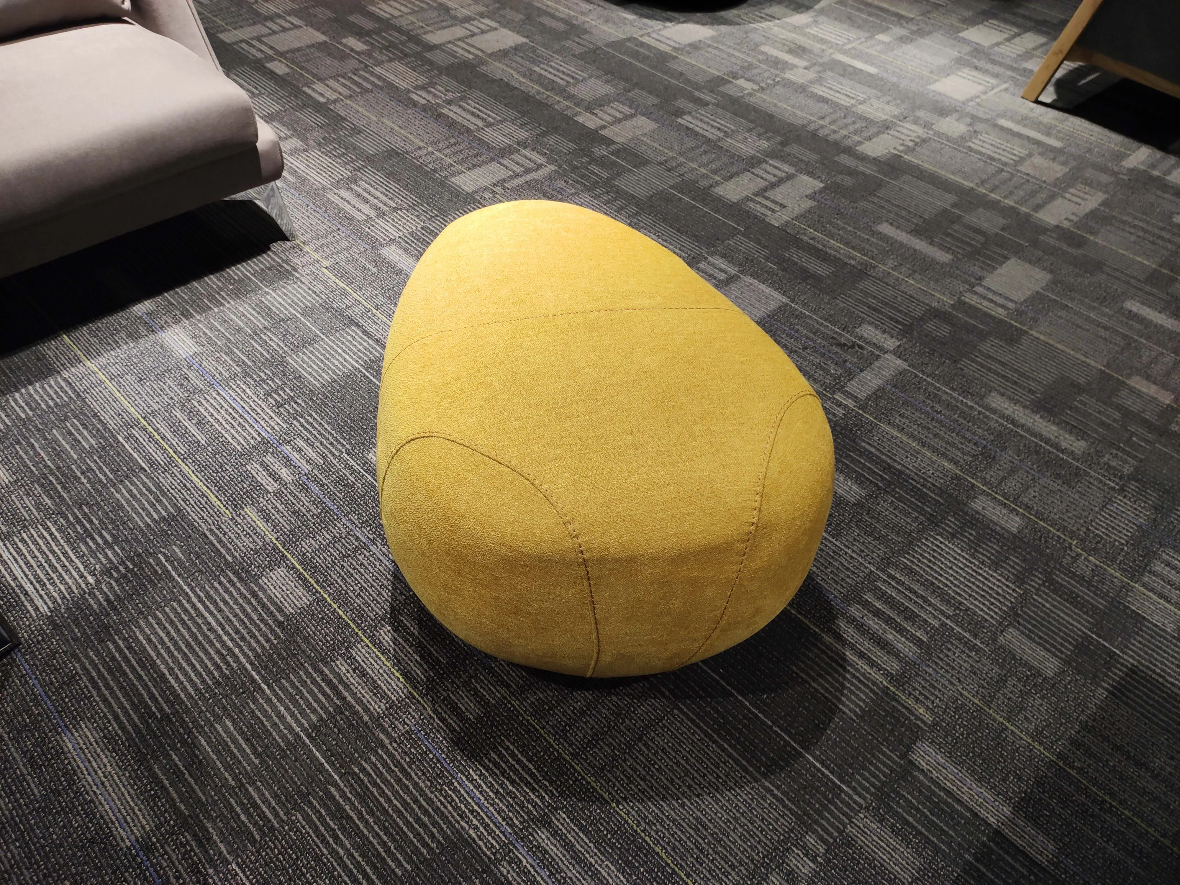 Customized Colors Modular Public velvet stool ottoman Seating Office living room  pink velvet round pouf ottoman