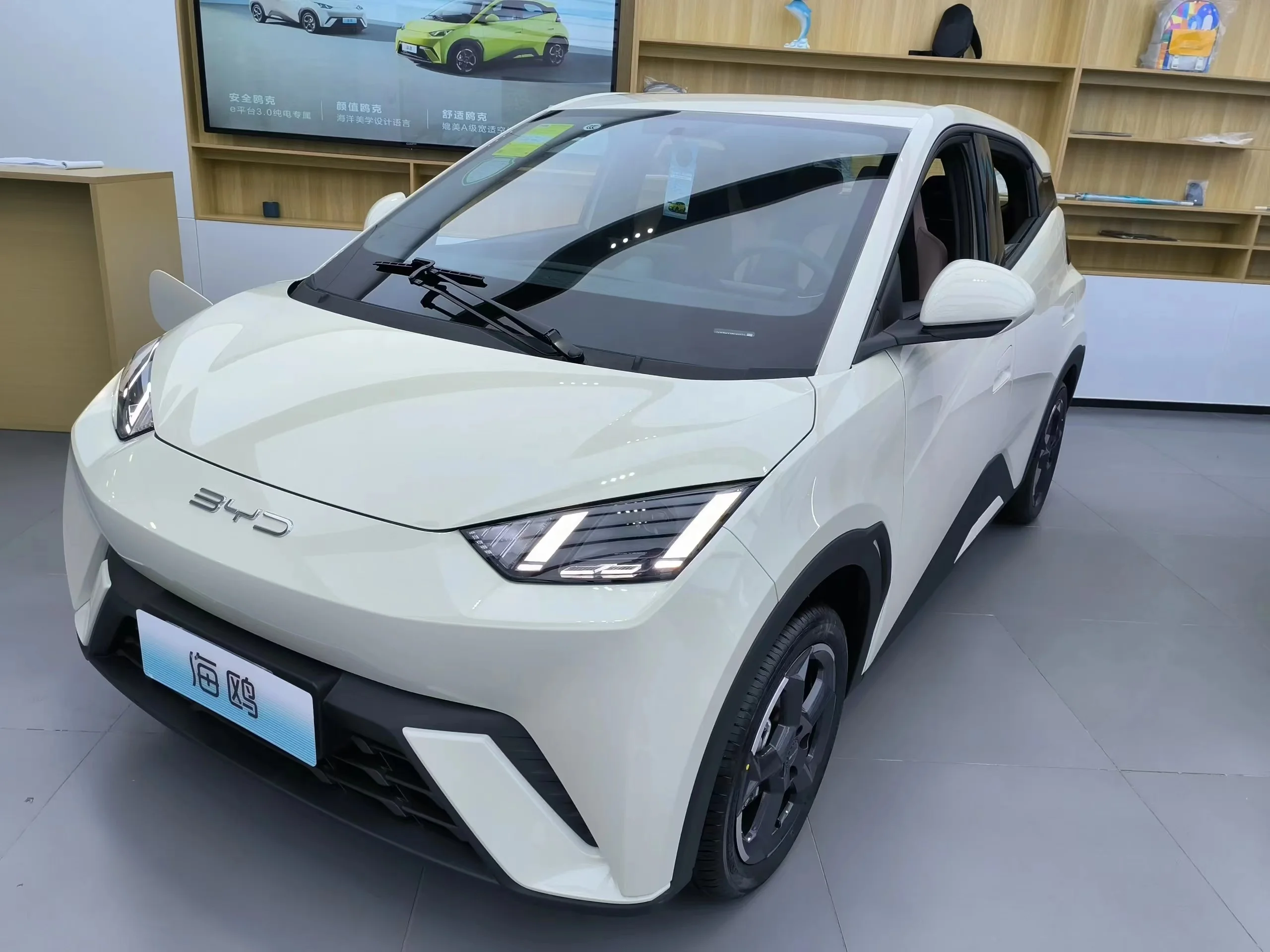 BYD Seagull 2024 New Energy Vehicle 405km 5-door-4-seat High Quality Pure Electric Mini Car
