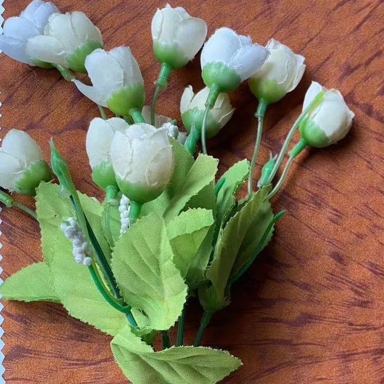 Wholesale   micro  waterproof  embossed suede cloth fabric for garments