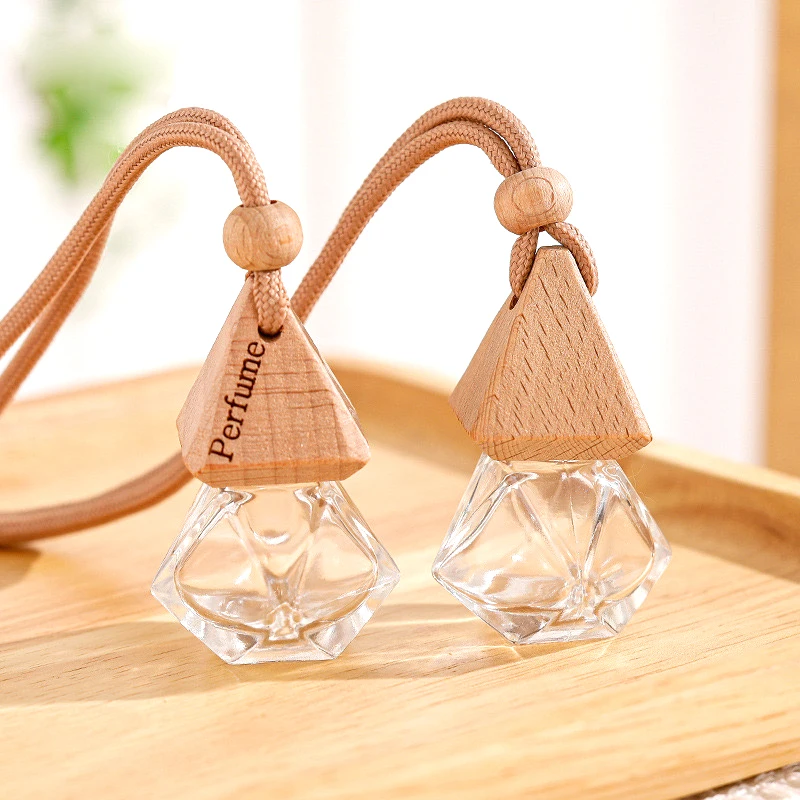 Wholesale 8ml air freshener diffuser empty frosted car hanging perfume bottle with wooden cap