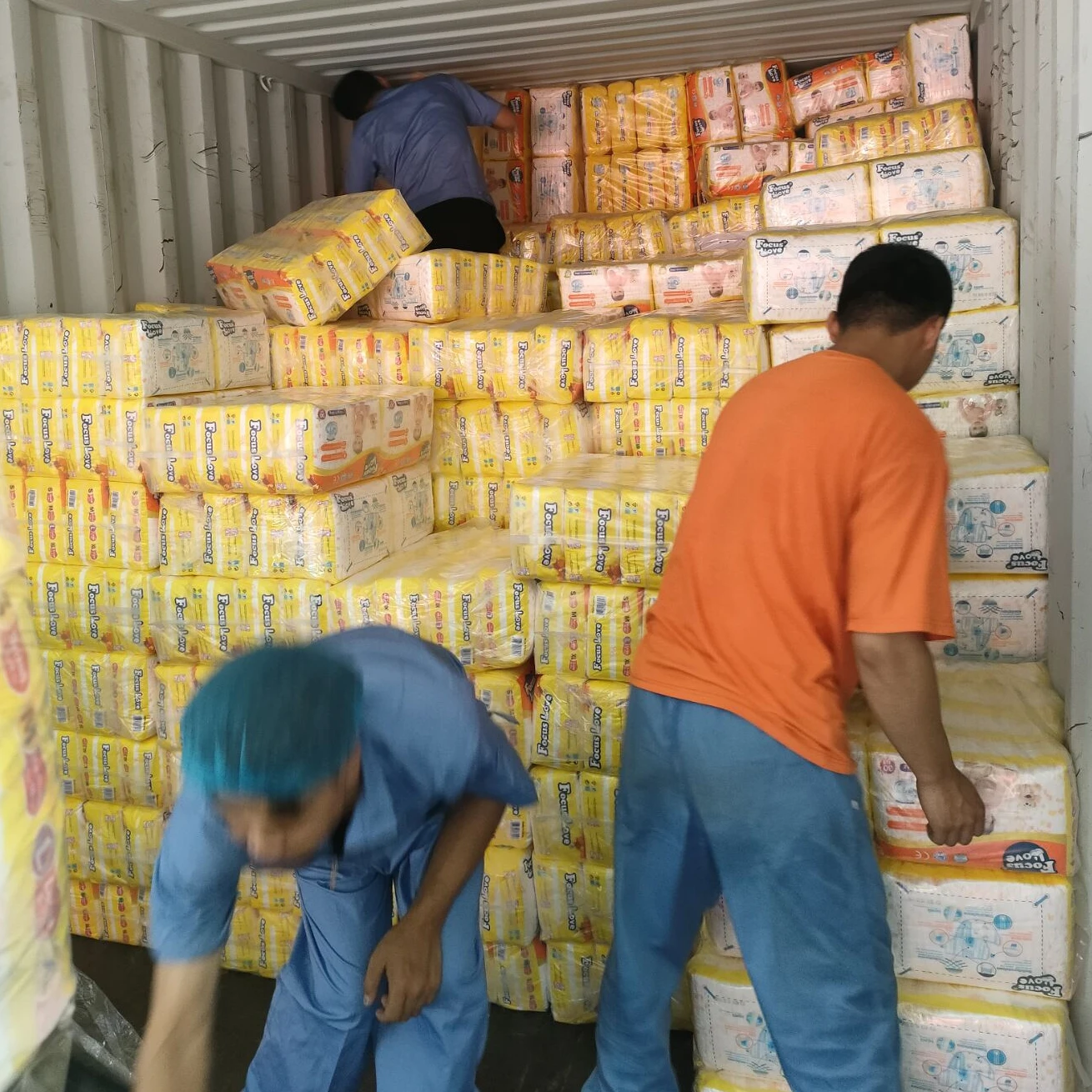 Новое предложение оптовая продажа детские подгузники высокого качества самые дешевые подгузники/подгузники все размеры хорошо продаются в Rus