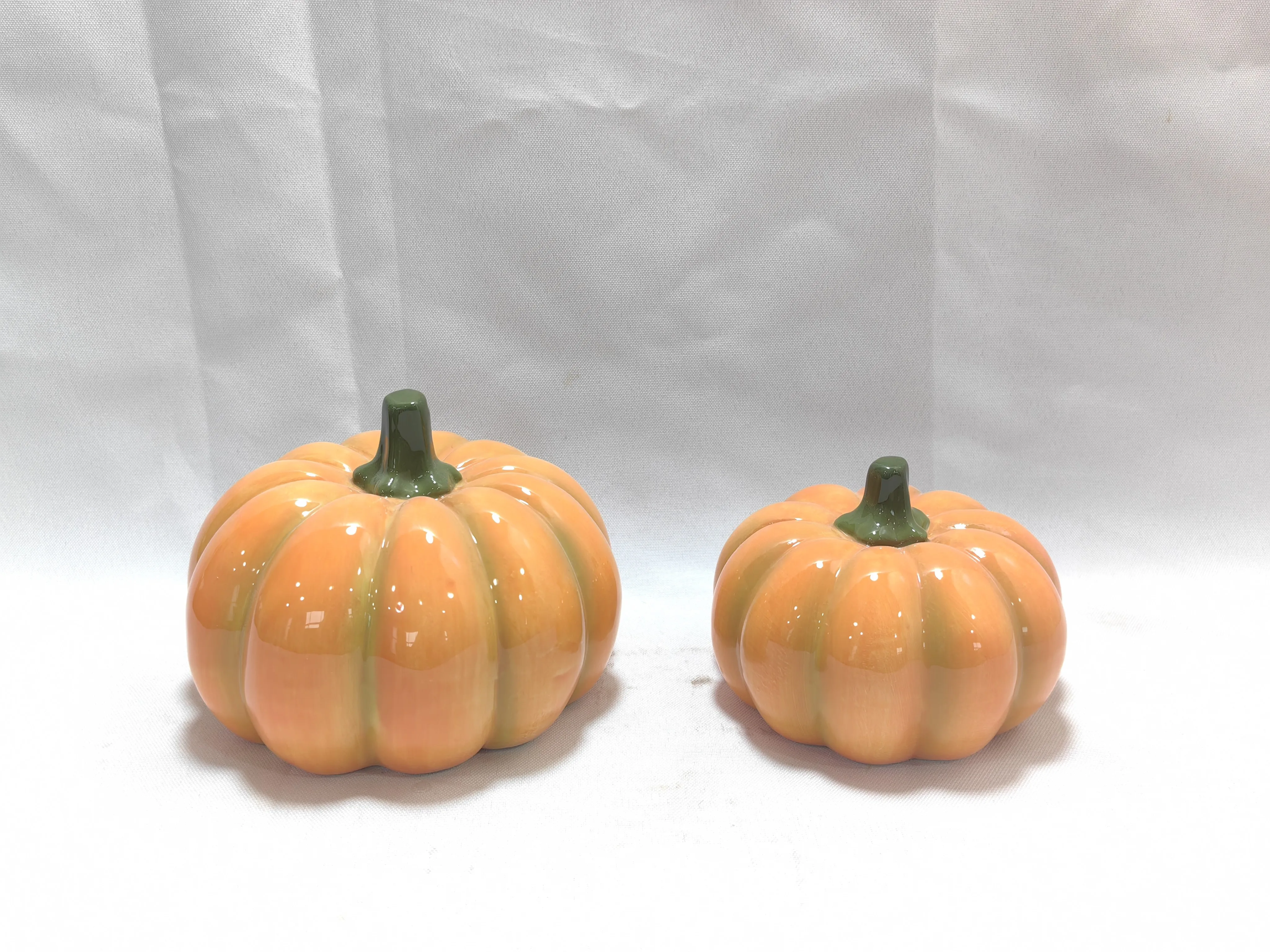 Hot Selling Orange Glazed Ceramic Pumpkins Wholesale For Harvest Festival Decoration