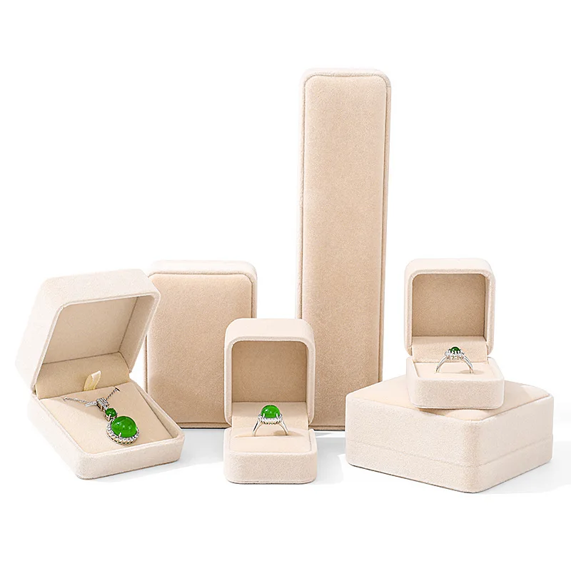 Custom Logo Square Velvet Jewelry Packing Box Gift Display Case Ring Earrings Pendant Bracelet Necklace Box Velvet Jewelry Boxes