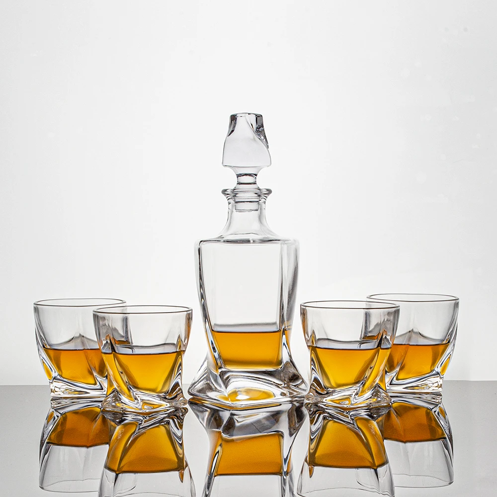 5-piece Crafted Crystal Whiskey Decanter & Whiskey Glasses Set Crystal Decanter Set With 4 Whiskey Glasses