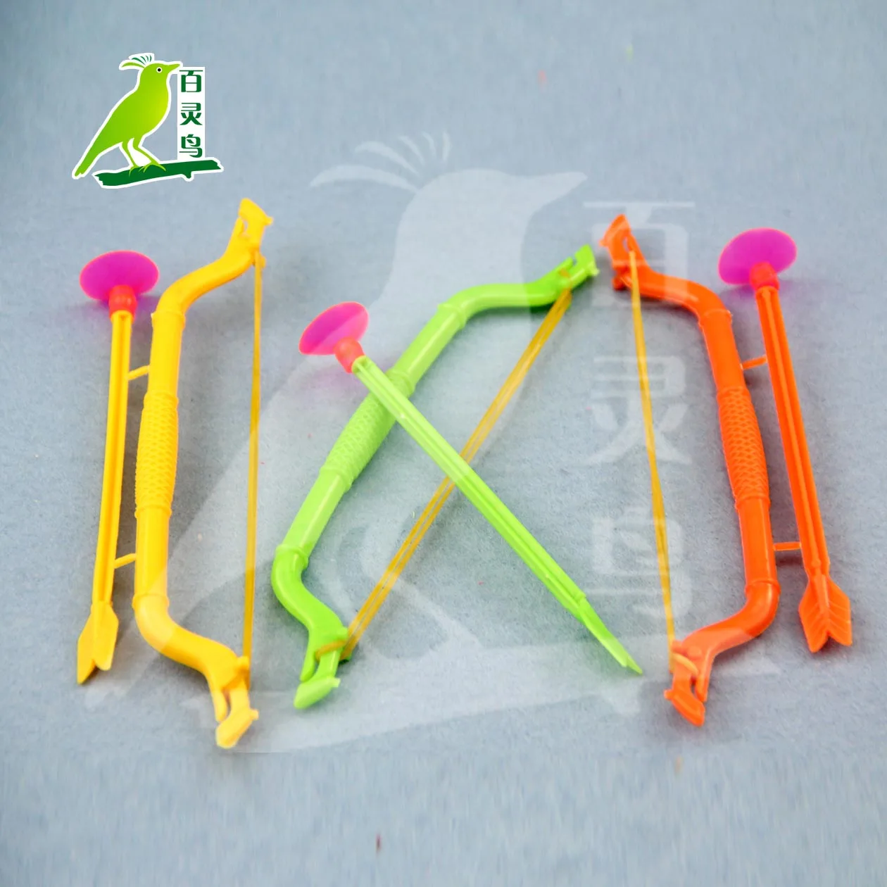 Китайская Заводская Поставка игрушек Lark, недорогой пластиковый игрушечный лук и стрела для рекламного подарка