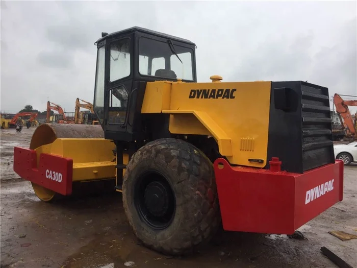 Хорошее состояние разумная цена дорожный каток Dynapac CA30D 10 тонн. Подержанный уплотнитель CA25 CA25D