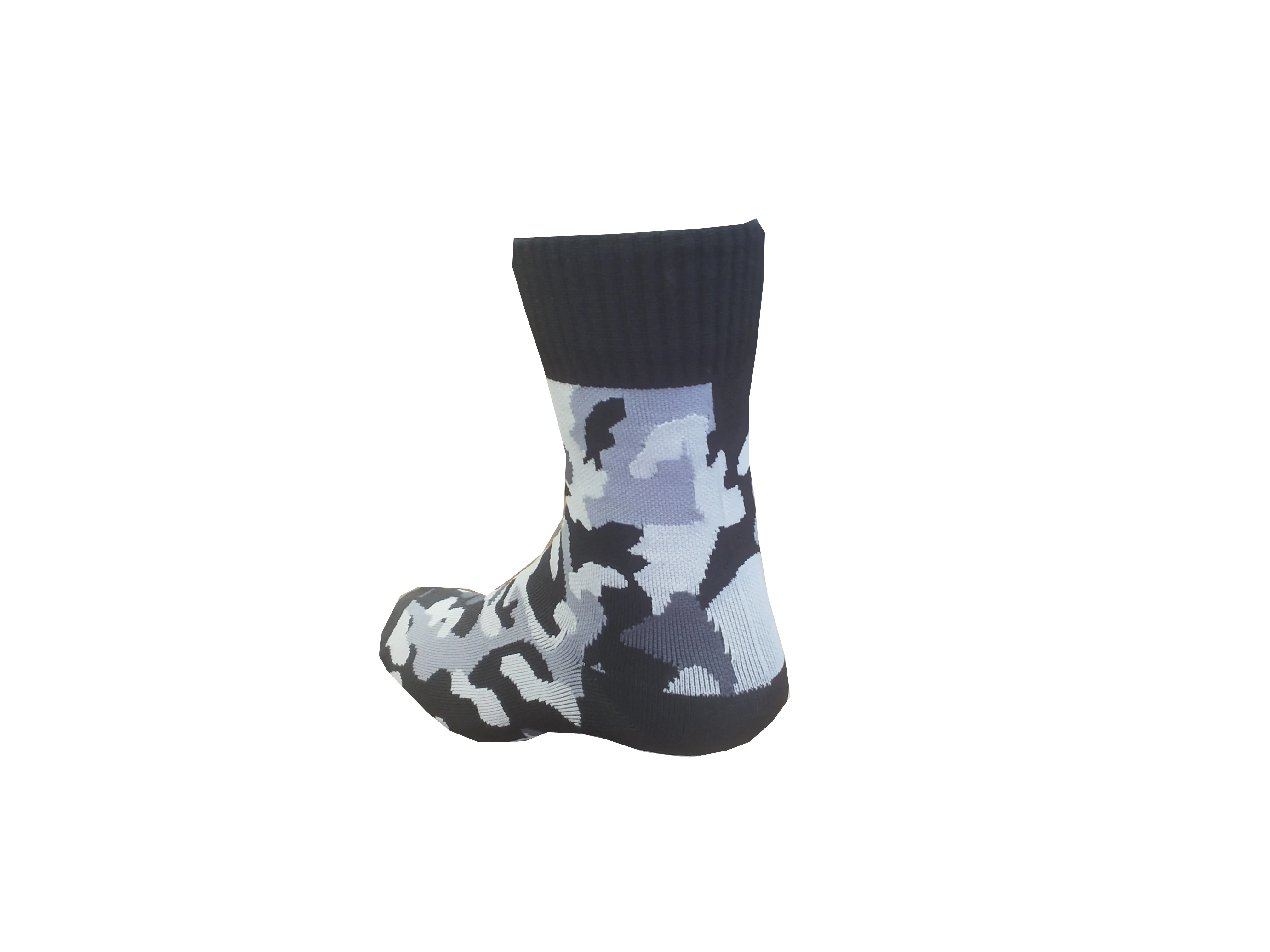 Wholesale custom high quality athletic non slip fun sports green camouflage trekking sock