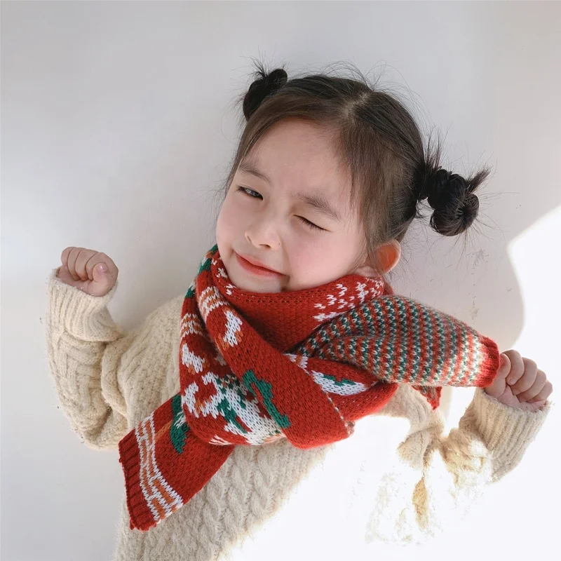 Customize Cotton Knit Christmas Cartoon Elk Children Red Acrylic Thicken Winter Scarves