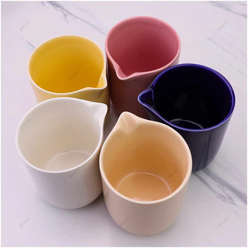 Wholesale Factory Luxury Spa Treatment Scented Candle Soy Wax Container Empty Spout White Ceramic Massage Candle Jar