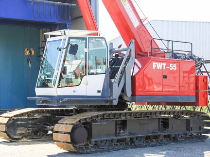 55 Ton Crawler Crane FWT55 China with Optional Extendable Fly Jib for Sale