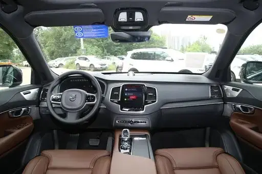 Volvo xc90 богатые активные и пассивные системы безопасности первый выбор для семей