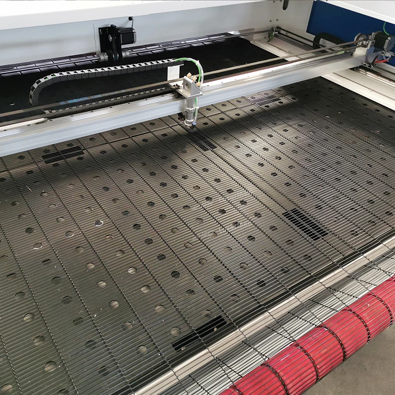 CCD visual positioning system LM-1610 Co2 fabric laser engraving cutting machine for cotton cloth
