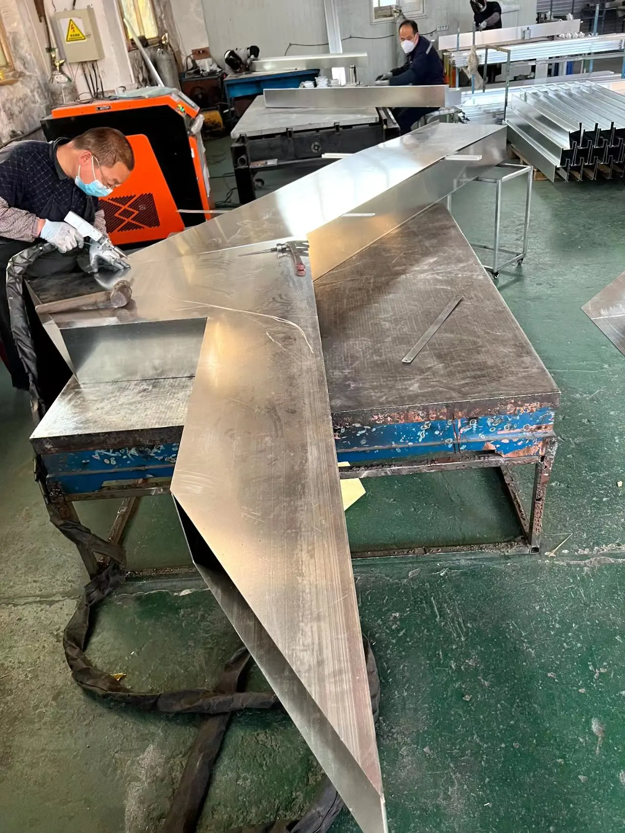 Изготовленная на заказ алюминиевая фанера декоративная настенная перфорированная стенка-занавеска