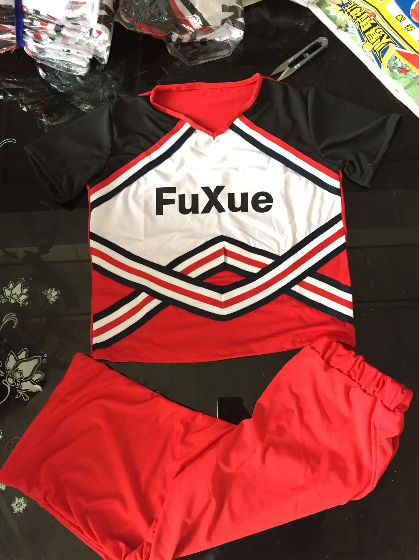 Cheerleading Uniforms Group Performance Dance Costumes for Kids Adults Sexy Cheerleading Outfits