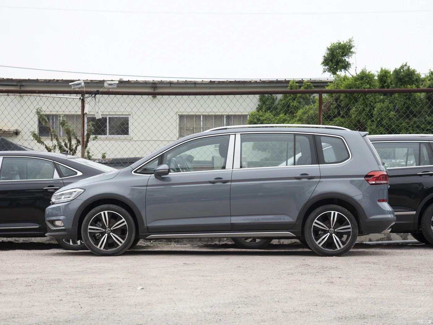 2022 Volkswagen коммерческий автомобиль Touran L 280TSI DSG Comfort Edition 7-местный 5-дверный MPV FWD для продажи