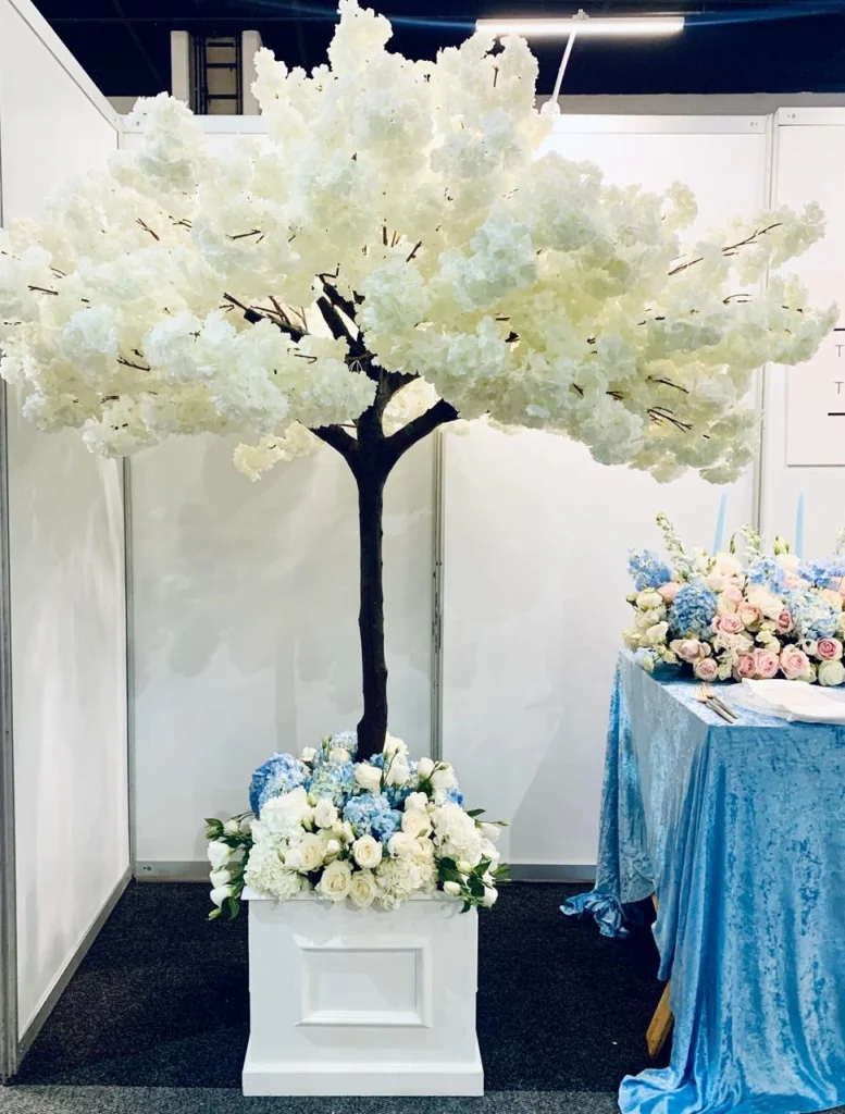 Factory Wholesale Artificial Indoor Cherry Blossom Tree Pink Flower Wedding Decorative