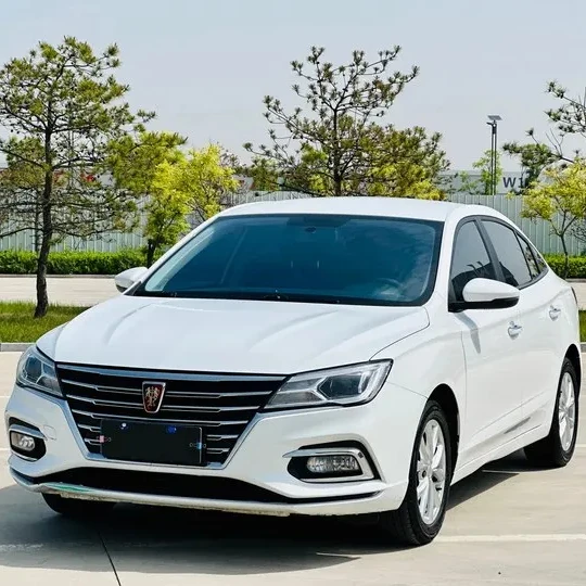 Дешевые подержанные автомобили SAIC Roewe i5 1.5l Топ седан хорошее состояние второй 2019 ручной бензиновый автомобиль и дешевые