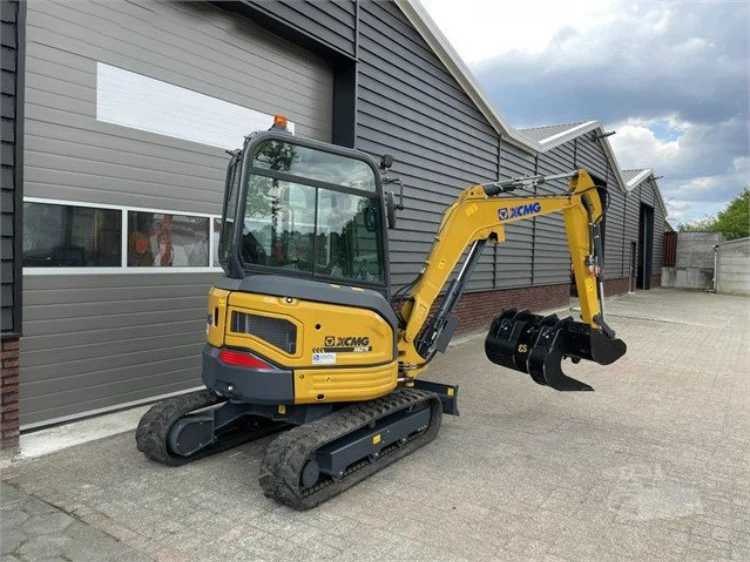 XCMG new 2 ton best price hydraulic digging mini crawler excavator XE27E for Europe prices