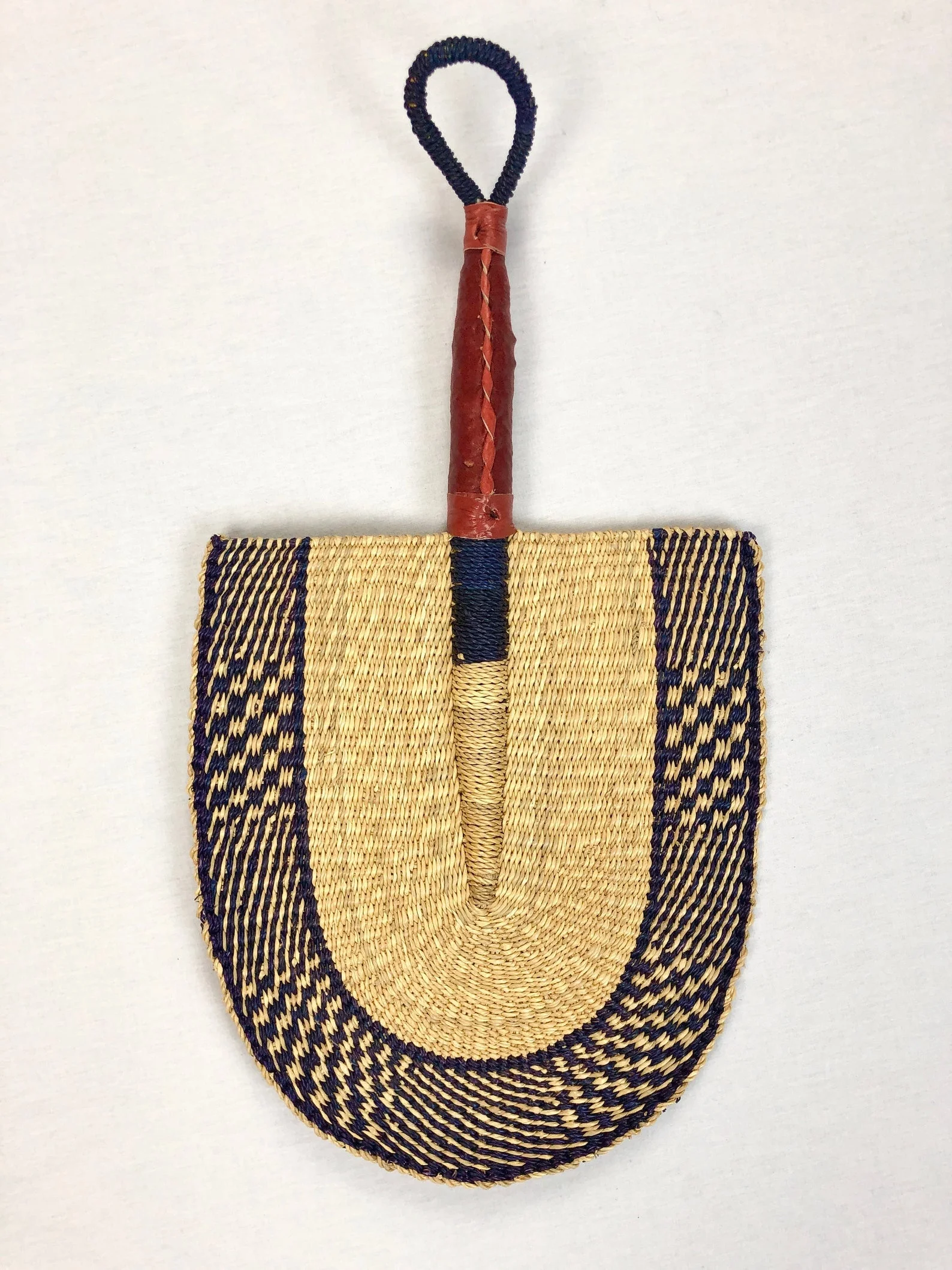 Exciting Multicolor Handicraft Rattan Seagrass Wicker Fan Wall Hanging Summer Home And Wedding