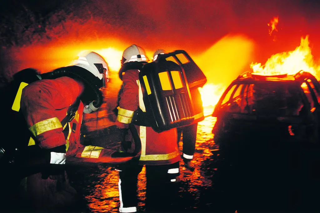 Drager PSS BG4 positive pressure oxygen respirator