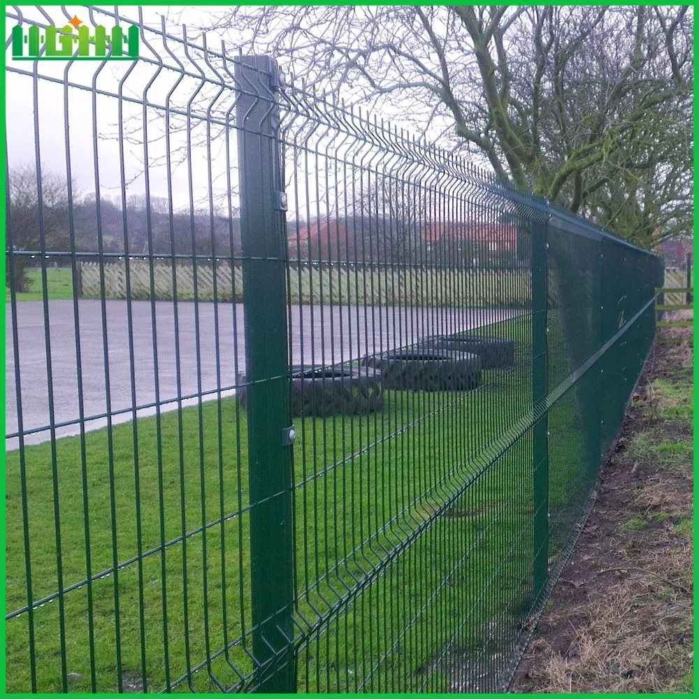 Triangle bending fence net surface hot dip galvanized fence net 1.8*2