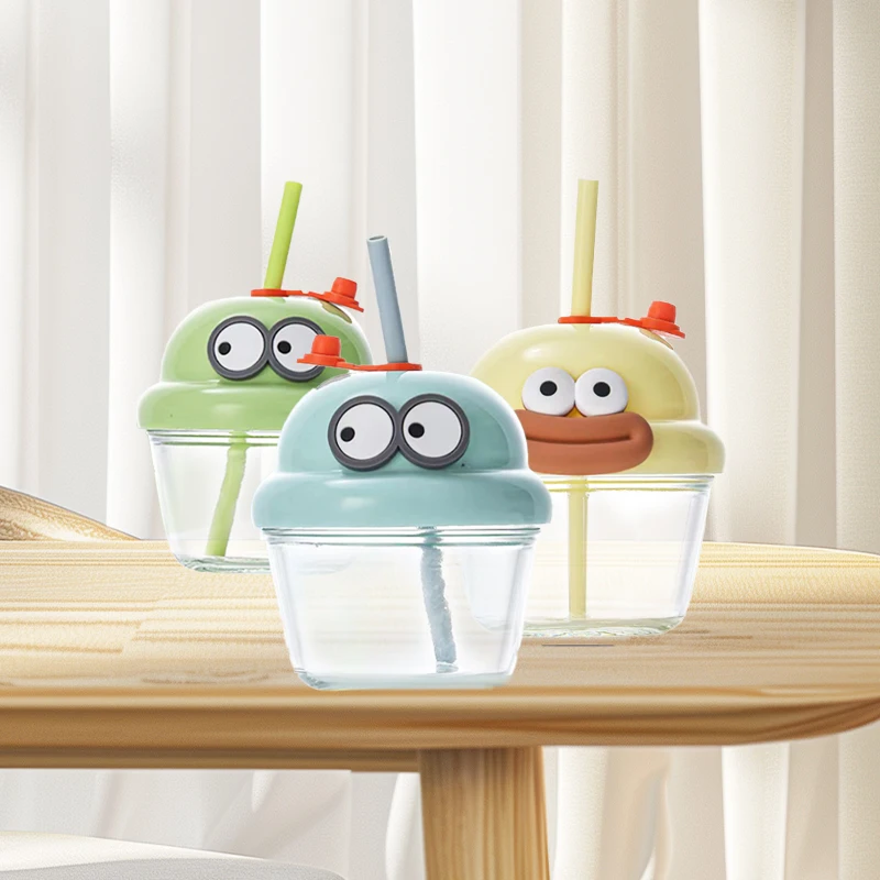 Reusable Glass Cup with cute Lid  American Style Design for Coffee