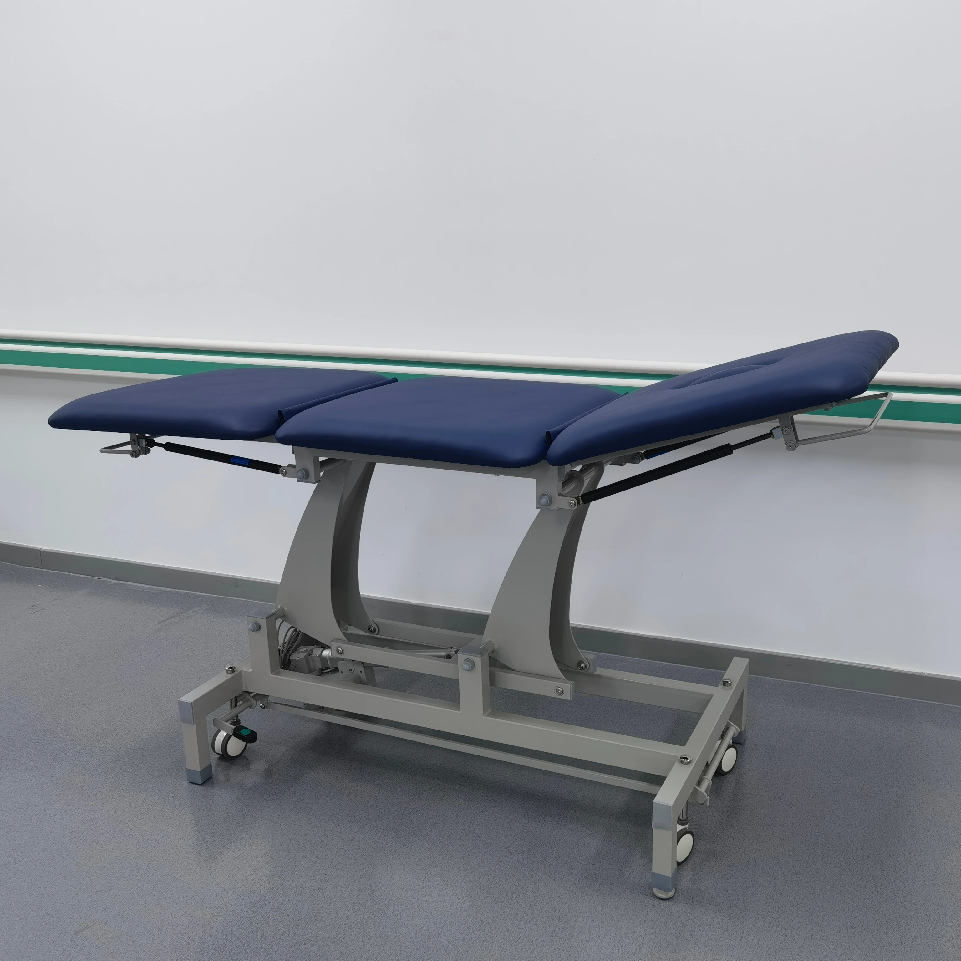 Electric Adjustable Clinic Medical Couch Metal  Patient Hospital Examination Table
