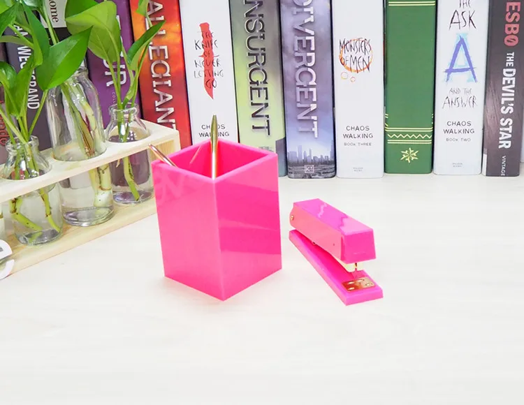 Huisen горячая Распродажа Высококачественный акриловый пластиковый розовый степлер для офиса