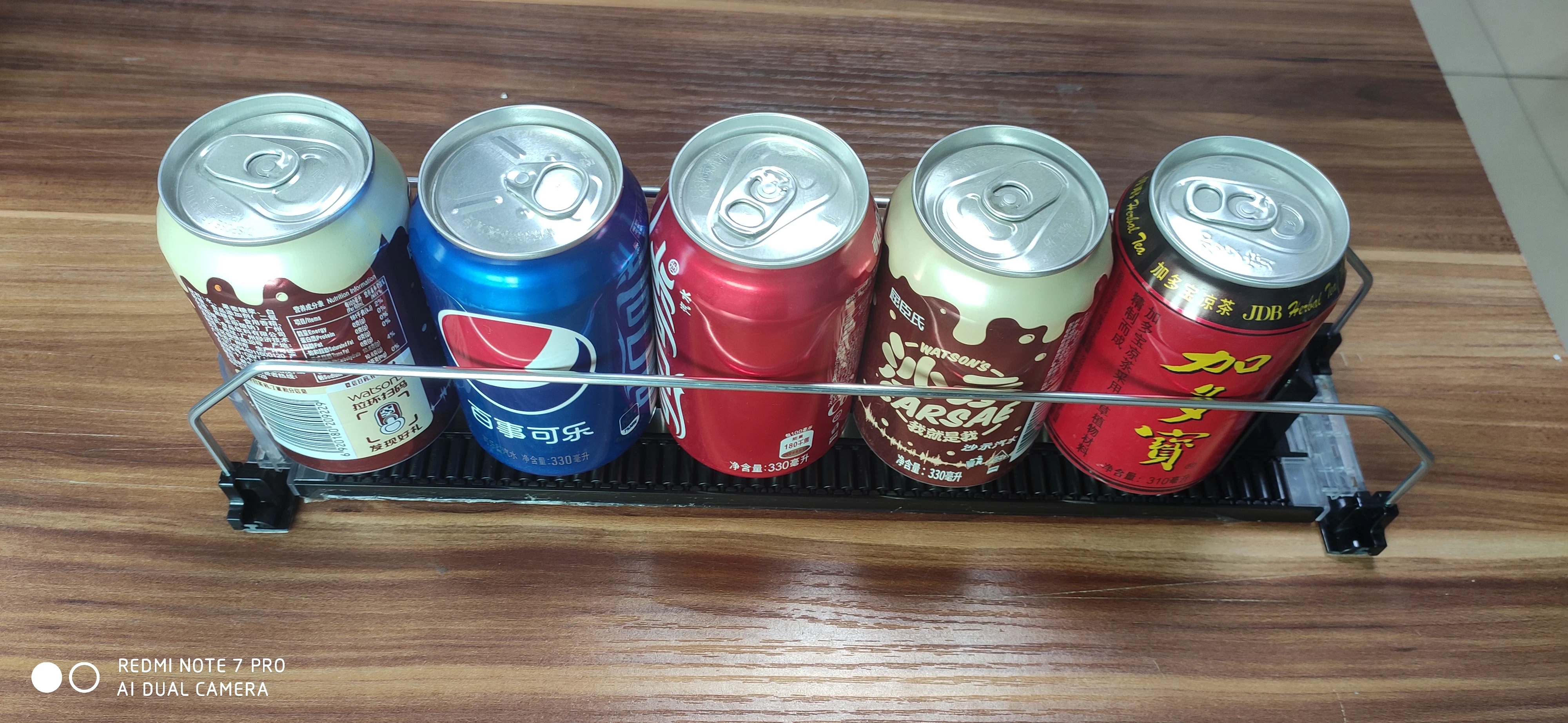 Retail new beverage drink bottle shelf pusher